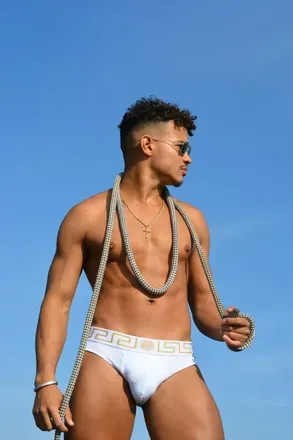 OnlyFans account  mooimoises avatar 1