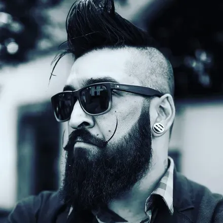 OnlyFans cuenta thebeardedon avatar 1