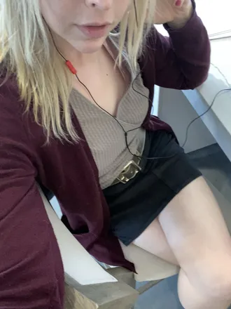 OnlyFans cuenta lucyminnie header 2
