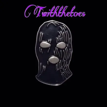 OnlyFans account  twithetoes avatar 1