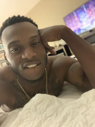 OnlyFans cuenta montgomeryfreakz header 2