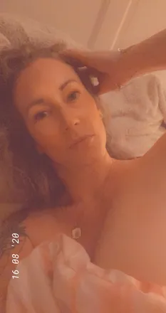 OnlyFans account  bellav13 header 2