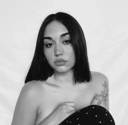 OnlyFans cuenta womanchild avatar 1