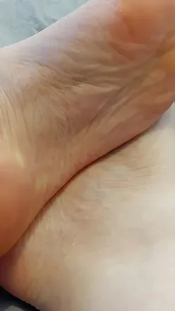 OnlyFans cuenta feetaliciousme header 2