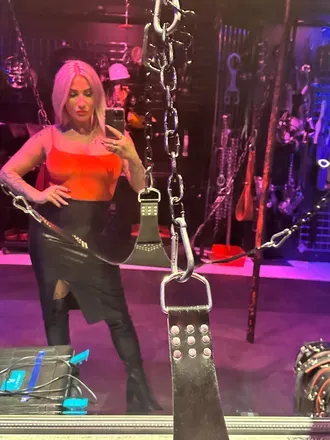 OnlyFans cuenta obeymissgold avatar 1