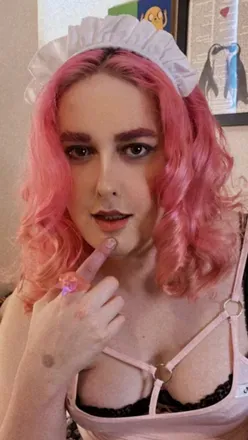 OnlyFans account  friendliercatwife avatar 1