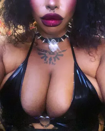 OnlyFans cuenta succubus___ avatar 1