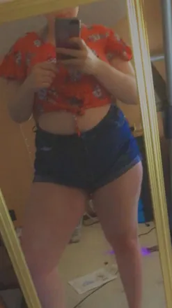 OnlyFans cuenta kylieb00 header 2