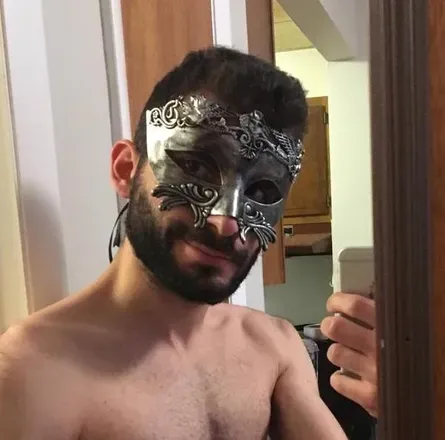 OnlyFans account  coolboyk13 avatar 1