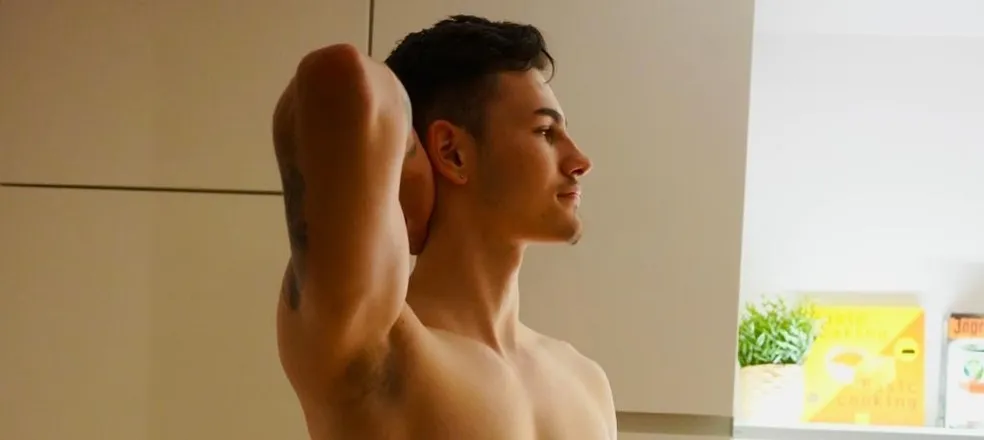OnlyFans account  chrisroeschr header 2