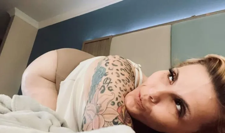 OnlyFans cuenta cherryblondebabe header 2