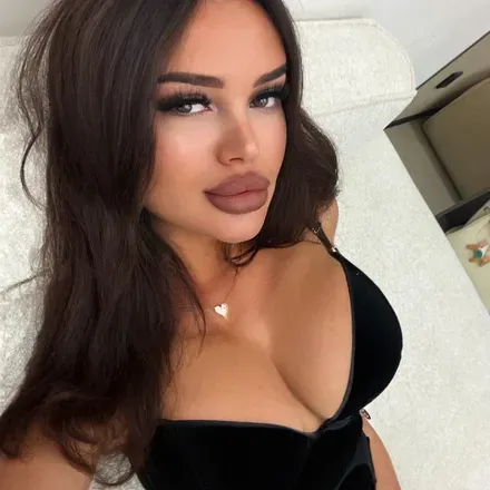 OnlyFans of julygloow