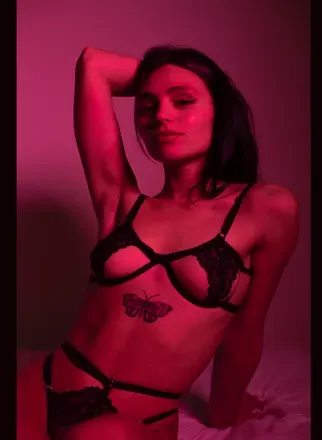 OnlyFans cuenta zaraaaaaaaaaa avatar 1