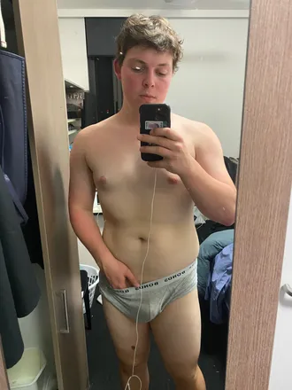 OnlyFans cuenta college_mate1 header 2