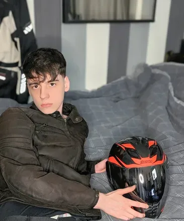 OnlyFans cuenta henritwink header 2