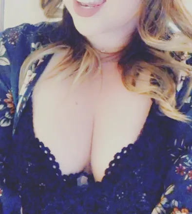OnlyFans cuenta kamielyn header 2