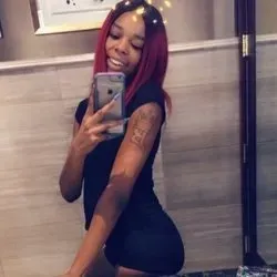 OnlyFans cuenta realforeignbabyy avatar 1