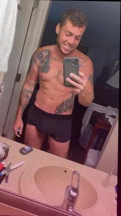 OnlyFans cuenta sexyrednurse avatar 1
