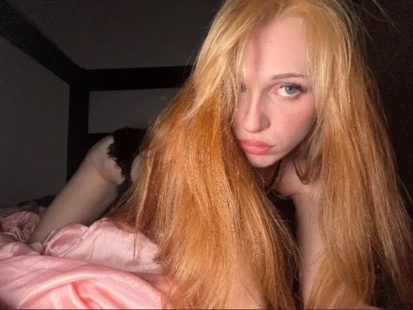 OnlyFans cuenta bbydaisyxoxo header 2