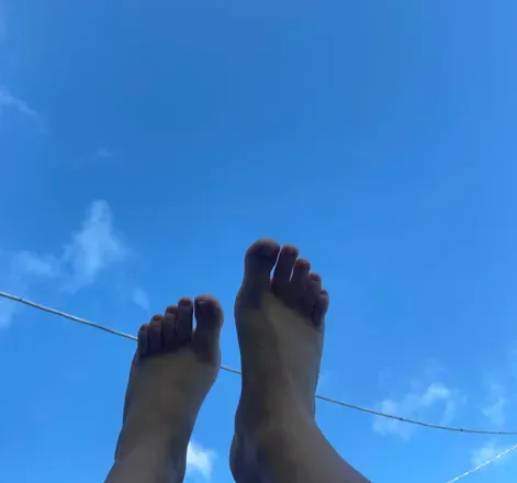 OnlyFans cuenta neatfeets header 2