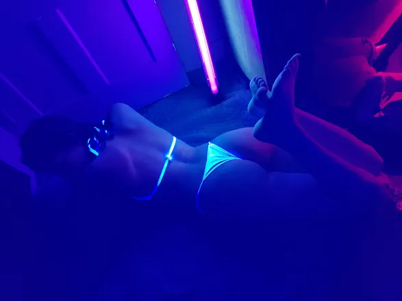 OnlyFans cuenta alt.angel1 header 2