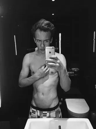 OnlyFans account  harrison_case avatar 1