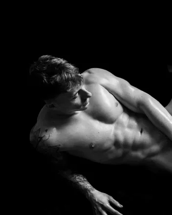 OnlyFans cuenta ni.amor header 2