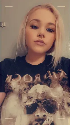 OnlyFans account  blondebaddy0 avatar 1