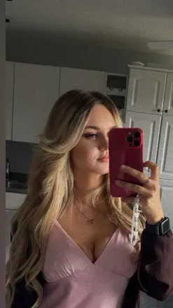 OnlyFans cuenta goddessqueenval98 avatar 1