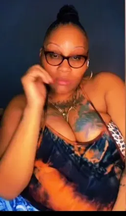 OnlyFans cuenta teeteebabey77 avatar 1