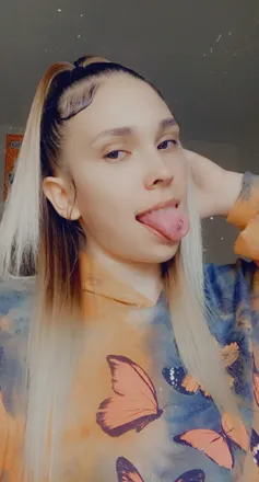 OnlyFans cuenta everythingslovelybaby header 2