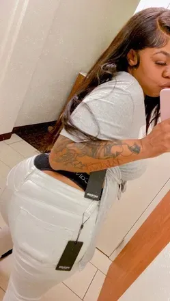 OnlyFans cuenta throatw.aswitchyyyy avatar 1