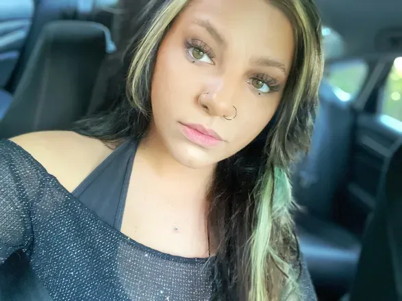 OnlyFans account  idgafwhatyoureinto avatar 1
