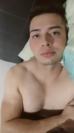 OnlyFans cuenta richard03 header 2