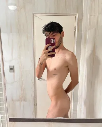 OnlyFans cuenta derickdelphino avatar 1
