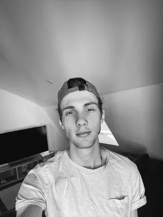 OnlyFans cuenta tommy1602 avatar 1