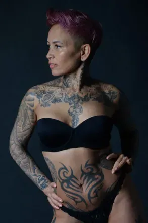 OnlyFans cuenta tattooqueenie69 avatar 1