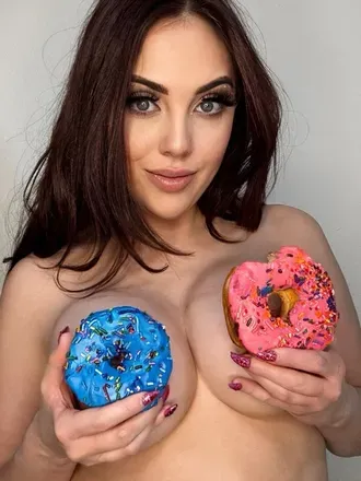 OnlyFans cuenta playwithnickey avatar 1
