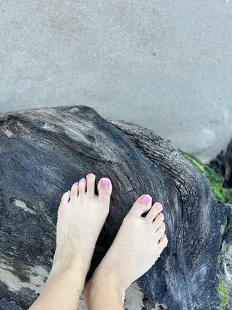 OnlyFans account  feetinthebeachgirl avatar 1