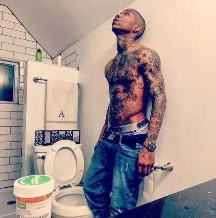 OnlyFans cuenta biglongvines avatar 1