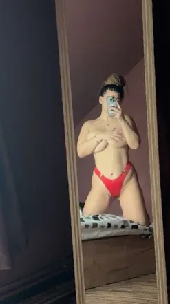 OnlyFans account  llunana avatar 1
