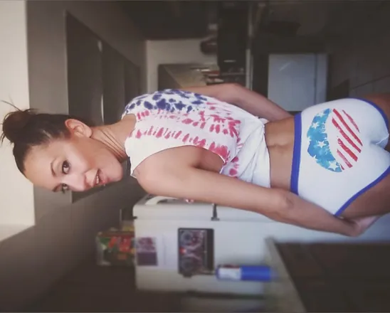 OnlyFans account  starrrose header 2