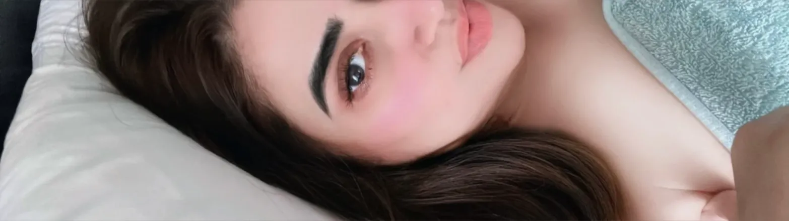 OnlyFans cuenta itsfoxylove header 2