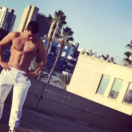 OnlyFans cuenta playboyelvis header 2