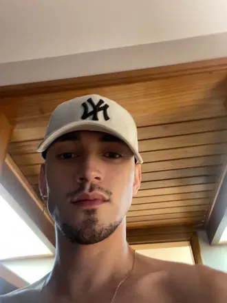 OnlyFans account  yearsoly avatar 1