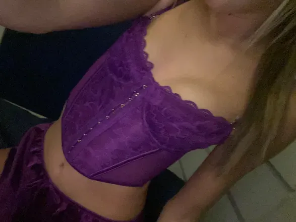 OnlyFans cuenta spicyblondiex header 2