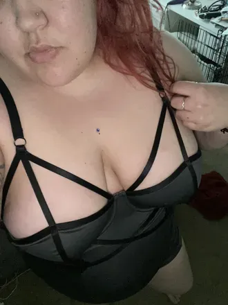 OnlyFans cuenta feeetsandteeets header 2