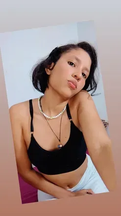 OnlyFans cuenta th_sttooth header 2