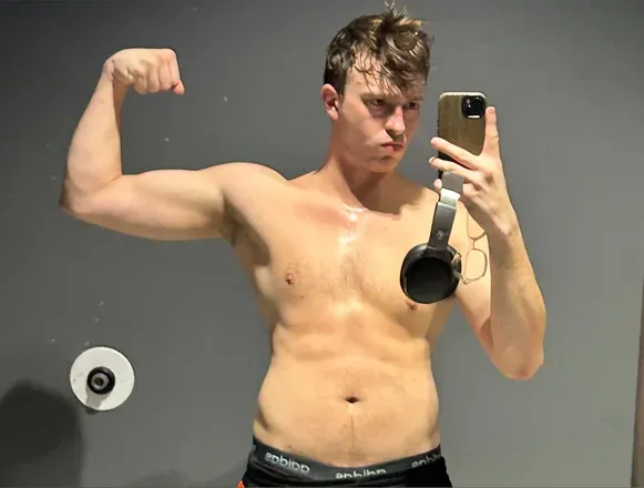 OnlyFans cuenta daddee911 header 2