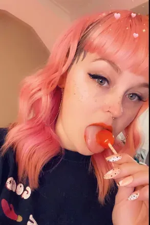 OnlyFans account  may.bae avatar 1
